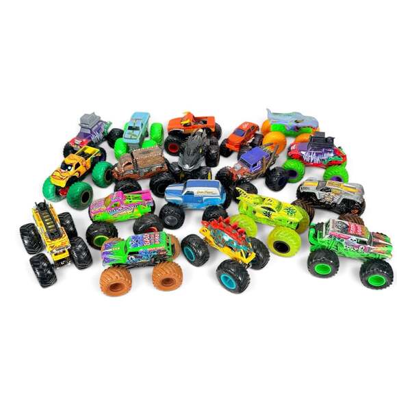 Hot Wheels Other - Monster Truck Vehicle Lot of 18 Assorted Trucks